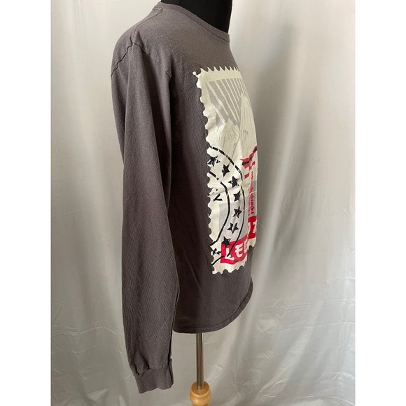 Legendary Gray Long Sleeve Graphic Tee - Picture 13 of 15